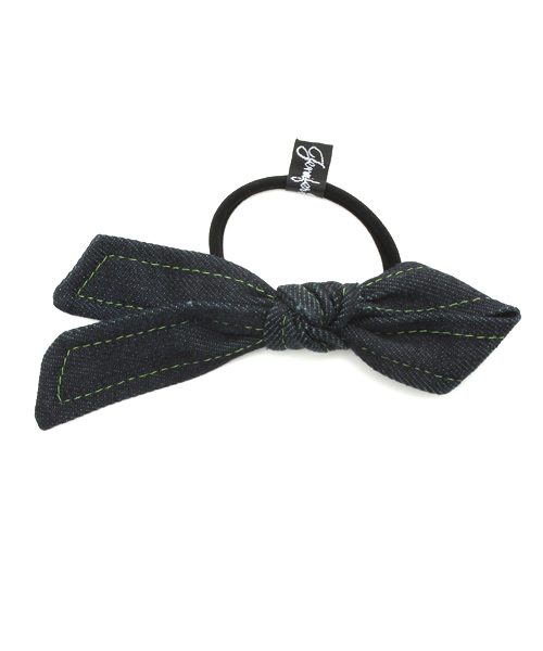 SHIPS for women(シップスフォーウィメン)の「★JENNIFER OUELLETTE:カモ/デニム ヘアゴム(ヘアゴム・レディース・オリーブ/ライトブルー/ネイビー・ONE SIZE)」の3枚目の写真