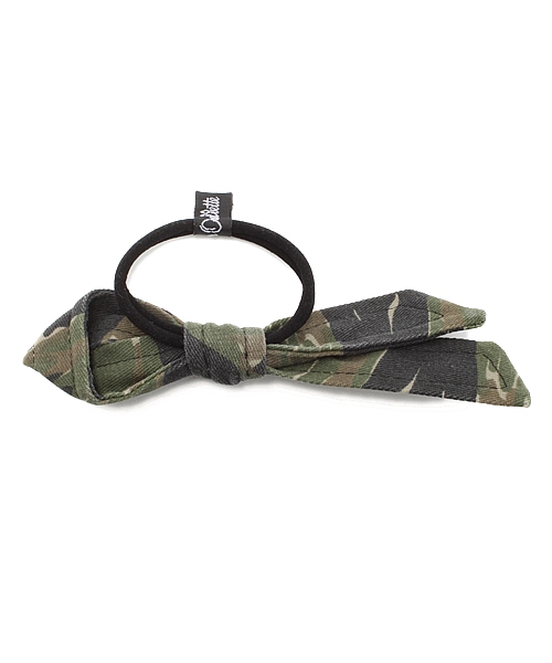 SHIPS for women(シップスフォーウィメン)の「★JENNIFER OUELLETTE:カモ/デニム ヘアゴム(ヘアゴム・レディース・オリーブ/ライトブルー/ネイビー・ONE SIZE)」の4枚目の写真