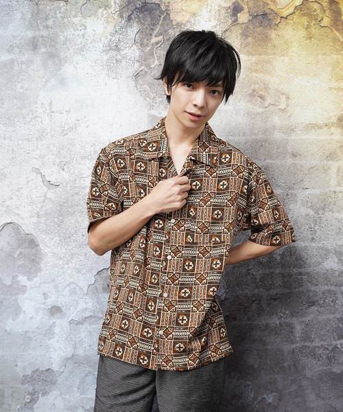 おしゃれスタ(オシャレスタ)の「ビッグシルエット総柄プリントオープンカラー半袖シャツ(IR)(シャツ/ブラウス・メンズ・その他/その他1/その他2/その他3/その他4/その他5・M/L/XL)」の1枚目の写真