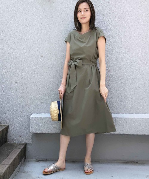 PICCIN（ピッチン）の「デコルテVワンピース（ワンピース・レディース・パープル/ネイビー/カーキ・MEDIUM）」の14枚目の写真