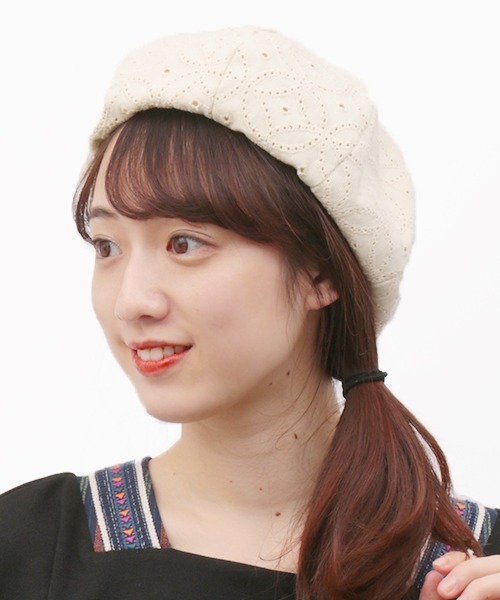 チチカカ（チチカカ）の「コットンレースベレー帽（ハンチング/ベレー帽・レディース・ブラック/オフホワイト/イエロー・FREE）」の7枚目の写真