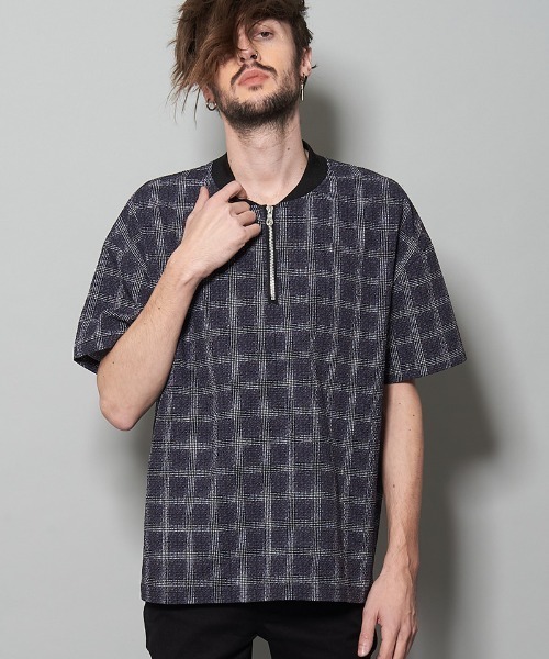 NO ID.(ノーアイディ)の「mhs1554-シアサッカーチェックZIP-PO(シャツ/ブラウス・メンズ・ブラック/ネイビー・1/2)」の1枚目の写真