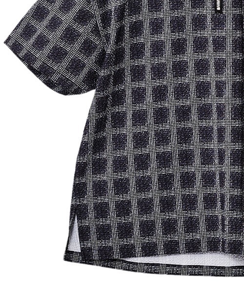 NO ID.(ノーアイディ)の「mhs1554-シアサッカーチェックZIP-PO(シャツ/ブラウス・メンズ・ブラック/ネイビー・1/2)」の5枚目の写真
