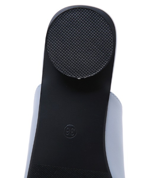 Futier land（フューティアランド）の「Vカットフラットサンダル（サンダル・レディース・アイボリー/ブラック/ブルー・36/37/38/39/40）」の13枚目の写真