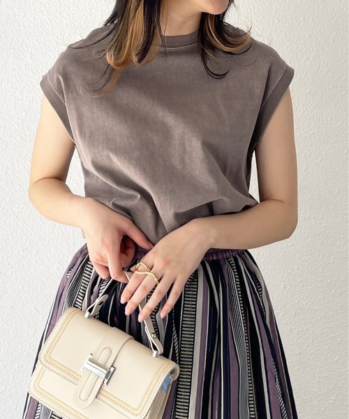 Shelly island（シェリーアイランド）の「ピグメントノースリーブトップス（Tシャツ/カットソー・レディース・ホワイト/ブラック/ベージュ/ブラウン・FREE）」の3枚目の写真