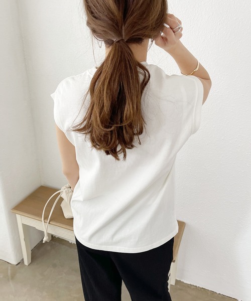 Shelly island（シェリーアイランド）の「ピグメントノースリーブトップス（Tシャツ/カットソー・レディース・ホワイト/ブラック/ベージュ/ブラウン・FREE）」の10枚目の写真