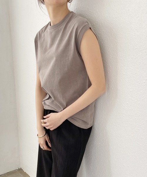 Shelly island（シェリーアイランド）の「ピグメントノースリーブトップス（Tシャツ/カットソー・レディース・ホワイト/ブラック/ベージュ/ブラウン・FREE）」の19枚目の写真