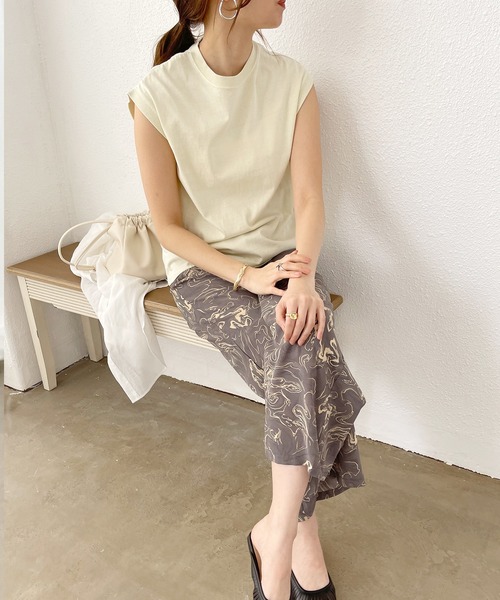 Shelly island（シェリーアイランド）の「ピグメントノースリーブトップス（Tシャツ/カットソー・レディース・ホワイト/ブラック/ベージュ/ブラウン・FREE）」の21枚目の写真