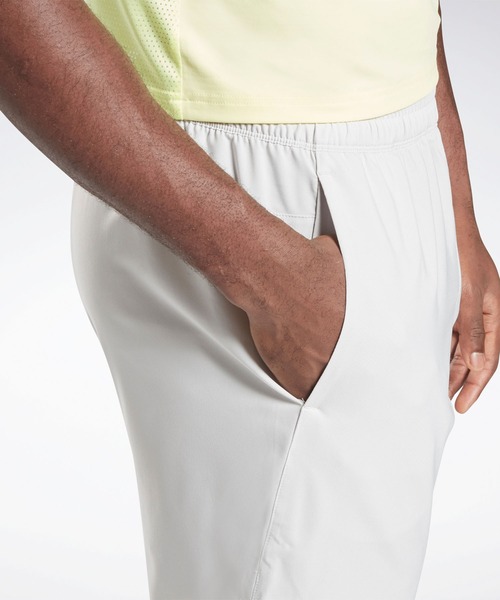 Reebok(リーボック)の「ワークアウト レディ グラフィック ショーツ / Workout Ready Graphic Shorts(その他パンツ・メンズ・グリーン/ブラック/ホワイト×ライトグレー/ネイビー・X-LARGE/XX-LARGE/MEDIUM/X-SMALL/LARGE/SMALL/XXX-LARGE)」の6枚目の写真