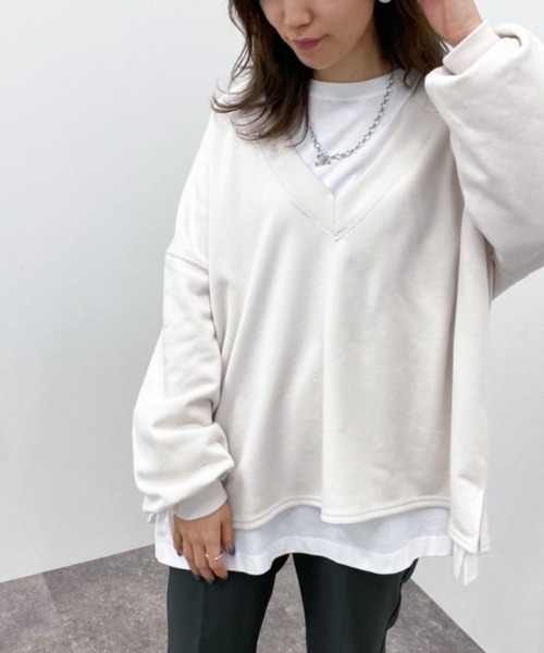 apres jour mignon(アプレジュールミニョン)の「深Vネックスウェット【ZOZOTOWN限定アイテム】(スウェット・レディース・ブラック/グレー/グリーン/アイボリー・X-LARGE/フリー)」の5枚目の写真