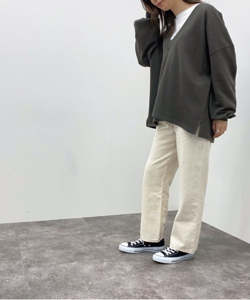 apres jour mignon(アプレジュールミニョン)の「深Vネックスウェット【ZOZOTOWN限定アイテム】(スウェット・レディース・ブラック/グレー/グリーン/アイボリー・X-LARGE/フリー)」の21枚目の写真
