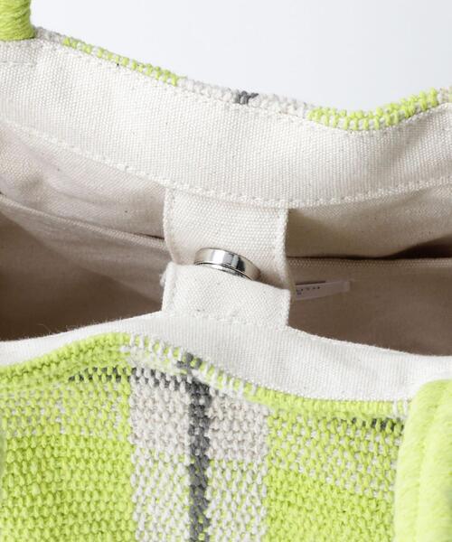 BEAUTY&YOUTH UNITED ARROWS（ビューティーアンドユースユナイテッドアローズ）の「BY チェック4ポケットトートバッグ ◆（トートバッグ・レディース・ブラック/ライム・FREE）」の8枚目の写真