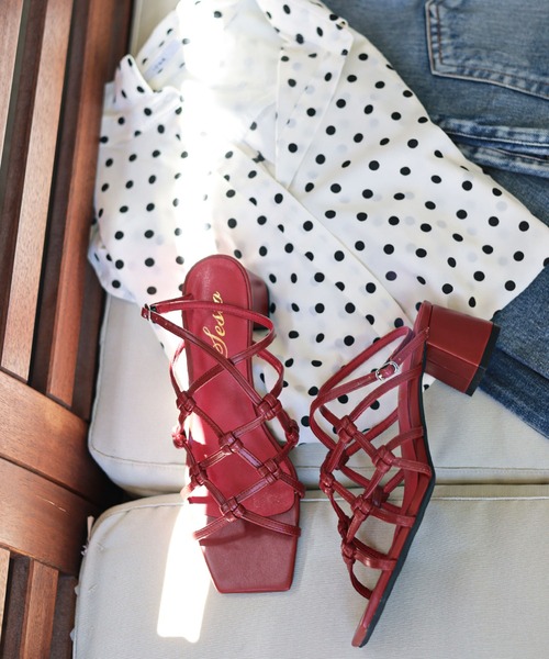 SESTO(セスト)の「編み上げストラップミドルヒールサンダル(サンダル・レディース・ブラック/レッド/アイボリー/キャメル・LL/3L/S/M/L)」の4枚目の写真