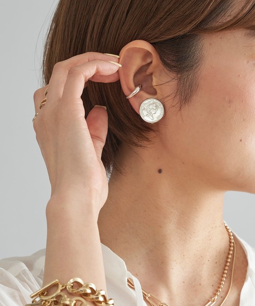 DouDou（ドゥドゥ）の「コインイヤリング 小（イヤリング・レディース・シルバー/ゴールド・FREE）」の2枚目の写真