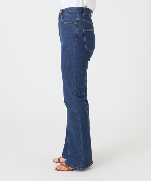 U by SPICK&SPAN(ユーバイスピックアンドスパン)の「≪追加≫ハイウエストフレアデニム2◆(デニムパンツ・レディース・ブラック/ブルー・34/36/38)」の6枚目の写真