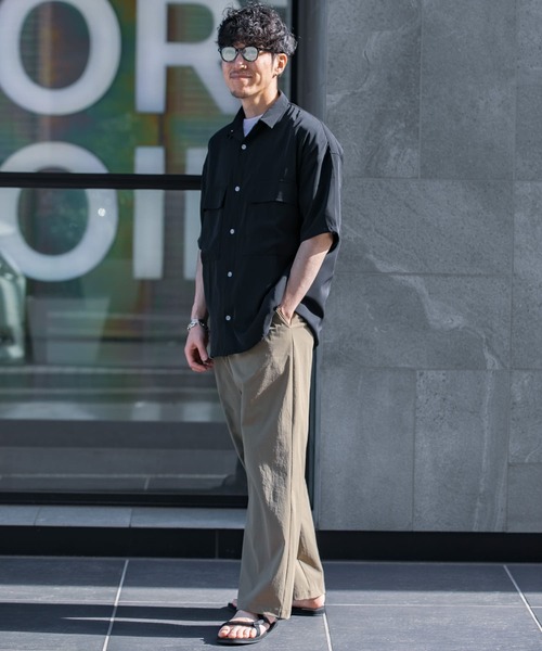 ITEMS URBANRESEARCH（アイテムズ アーバンリサーチ）の「ビッグシルエット 半袖CPOシャツ（シャツ/ブラウス・メンズ・ブラック/ベージュ/ブルー・SMALL/MEDIUM/LARGE）」の4枚目の写真