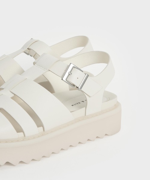 CHARLES & KEITH(チャールズ & キース)の「カットアウト ケージサンダル(サンダル・レディース・ブラック/オフホワイト/グリーン/ライトブラウン/ブラック系その他6/ホワイト・22.5cm/23cm/23.5cm/24.5cm/25cm/25.5cm)」の7枚目の写真