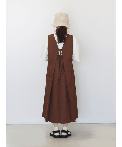 ehka sopo（エヘカソポ）の「後ろリボンジャンスカ（ジャンパースカート・レディース・ブラウン/グリーン/ベージュ・ﾌﾘ-）」の7枚目の写真
