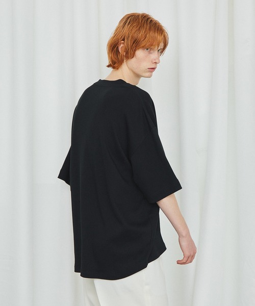 UNITED TOKYO(ユナイテッドトウキョウ)の「suvinクワトロムースTシャツ(Tシャツ/カットソー・メンズ・ブラック/アイボリー/グレー/ベージュ・1/2/3)」の17枚目の写真