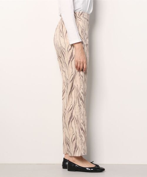 Per sist ence(パーシエンス)の「Per sist ence/パーシエンス ゼブラ柄フレアパンツ(その他パンツ・レディース・アイボリー/モカ・FREE)」の3枚目の写真