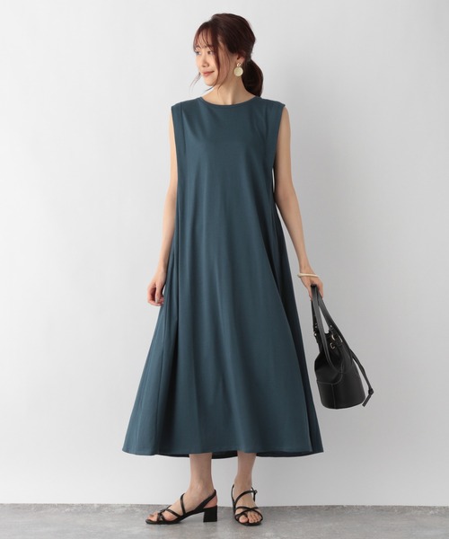 GLOBAL WORK(グローバルワーク)の「肩タックバックフレアワンピース/950295(ワンピース・レディース・ブラック/グリーン/ブラウン・FREE)」の3枚目の写真