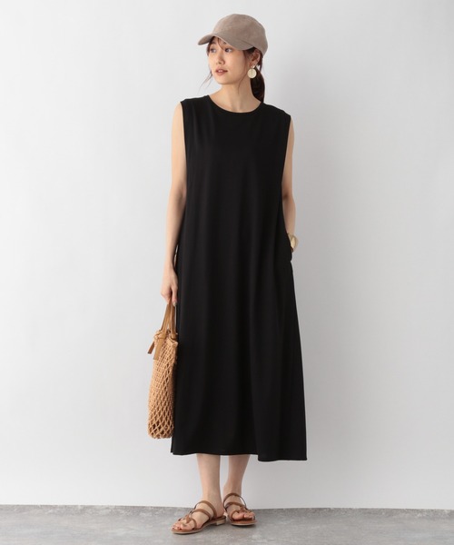 GLOBAL WORK(グローバルワーク)の「肩タックバックフレアワンピース/950295(ワンピース・レディース・ブラック/グリーン/ブラウン・FREE)」の2枚目の写真