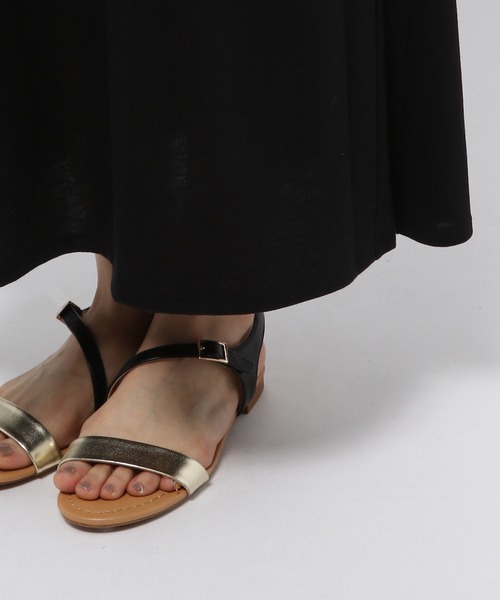 GLOBAL WORK(グローバルワーク)の「肩タックバックフレアワンピース/950295(ワンピース・レディース・ブラック/グリーン/ブラウン・FREE)」の17枚目の写真