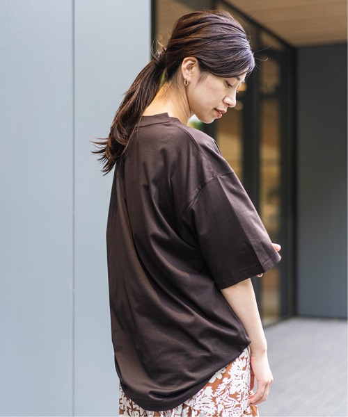 EDIFICE（エディフィス）の「《再入荷》【ATON/エイトン】SUVIN60/2 OVERSIZED Tシャツ（Tシャツ/カットソー・メンズ・ホワイト/チャコールグレー/ブラック/ブラウン/ピンク/ライトグリーン・4/6）」の17枚目の写真