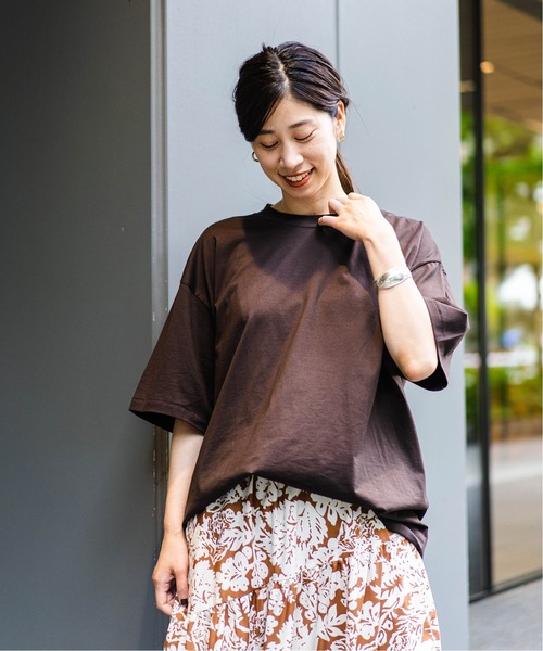 EDIFICE（エディフィス）の「《再入荷》【ATON/エイトン】SUVIN60/2 OVERSIZED Tシャツ（Tシャツ/カットソー・メンズ・ホワイト/チャコールグレー/ブラック/ブラウン/ピンク/ライトグリーン・4/6）」の18枚目の写真