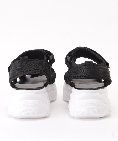 Lace Ladies(レースレディース)の「厚底スポーツサンダル(サンダル・レディース・ベージュ/ブラック/ブラック系1・24.5/25/23.5/24/22.5/23/ 25)」の5枚目の写真