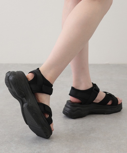 Lace Ladies（レースレディース）の「厚底スポーツサンダル（サンダル・レディース・ベージュ/ブラック/ブラック系1・24.5/25/23.5/24/22.5/23/ 25）」の19枚目の写真