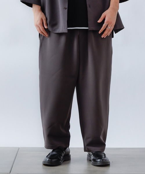 COLONY 2139(コロニートゥーワンスリーナイン)の「ストレッチイージーケアパンツ(バルーン)/ワイドテーパード ※セットアップ対応(スラックス・メンズ・ブラック/チャコールグレー/ネイビー・MEDIUM/LARGE/SMALL)」の3枚目の写真