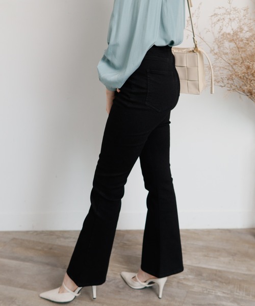 LIPSERVICE（リップサービス）の「スリムフレアdenimパンツ（デニムパンツ・レディース・ブラウン/インディゴブルー/ブラック・S/M）」の11枚目の写真