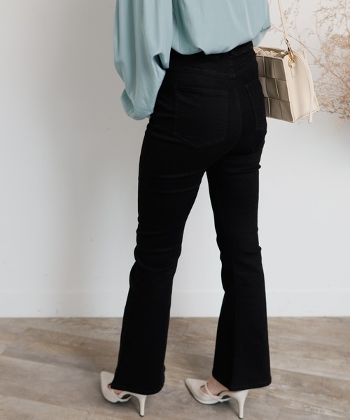 LIPSERVICE（リップサービス）の「スリムフレアdenimパンツ（デニムパンツ・レディース・ブラウン/インディゴブルー/ブラック・S/M）」の9枚目の写真