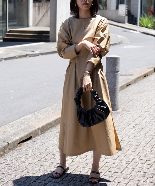 SETUP7（セットアップセブン）の「【SETUP7】ハンドプリーツタックハーフムーンバッグ KNF（ハンドバッグ・レディース・ホワイト/ブラック/ブラウン/サックスブルー・FREE）」の12枚目の写真