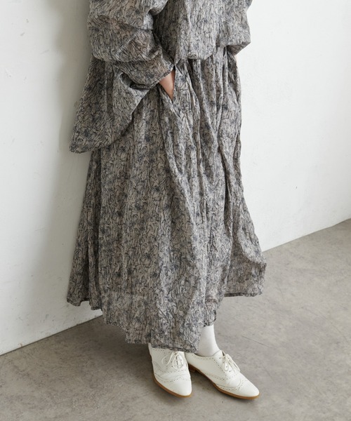 PUAL CE CIN（ピュアルセシン）の「線描きプリントスカート（スカート・レディース・モカ/ライトベージュ/チャコールグレー・FREE）」の13枚目の写真