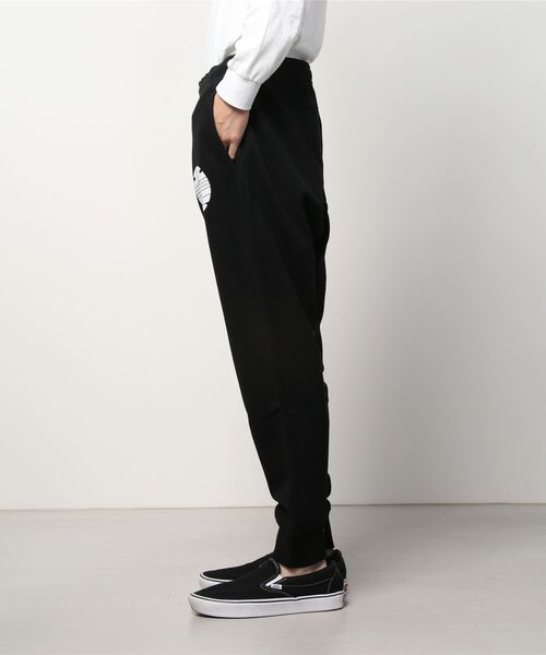 HYDROGEN（ハイドロゲン）の「《HYDROGEN/ハイドロゲン》ジャパニーズスウェットパンツ/JAPANESE SWEATPANTS（その他パンツ・メンズ・ブラック・MEDIUM/X-SMALL/XX-LARGE/LARGE/X-LARGE/SMALL）」の2枚目の写真