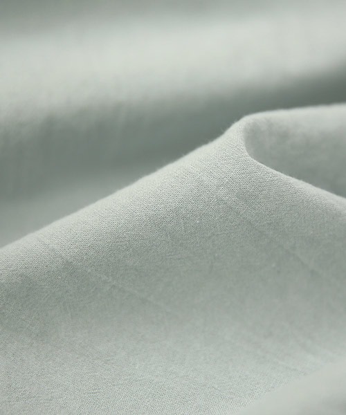 and it_（アンドイット）の「エミュラル emural フリルネックギャザーコットンブラウス（シャツ/ブラウス・レディース・ホワイト/ブラック系その他/ブラック×グレー/サックスブルー/ネイビー×ホワイト・M-L）」の20枚目の写真