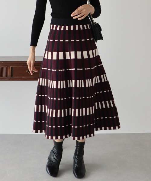 BLUEEAST（ブルーイースト）の「《新柄追加》アーガイル＆チェック柄ニットスカート（スカート・レディース・ブラック/ベージュ/ブラウン/アイボリー/モカ/グリーン/ボルドー/グレー/ブラック系/ブラウン系/グレー系・MEDIUM）」の11枚目の写真