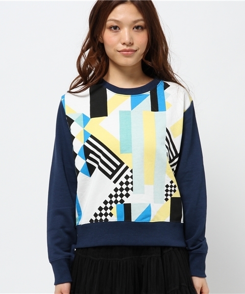 WEGO（ウィゴー）の「WEGO/幾何学柄スウェット（スウェット・レディース・オフホワイト/ネイビー・FREE）」の3枚目の写真