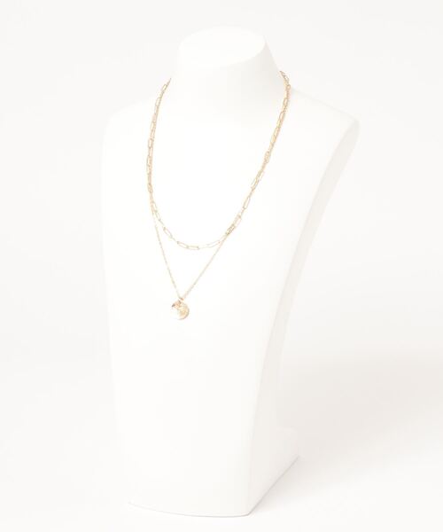 natural couture(ナチュラルクチュール)の「メタルプレートネックレス(ネックレス・レディース・シルバー/ゴールド・FREE)」の4枚目の写真