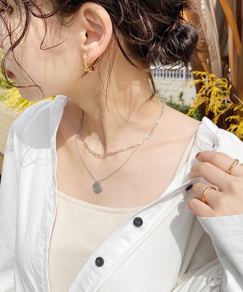 natural couture(ナチュラルクチュール)の「メタルプレートネックレス(ネックレス・レディース・シルバー/ゴールド・FREE)」の7枚目の写真