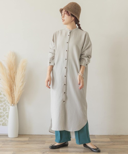 ITEMS URBANRESEARCH（アイテムズ アーバンリサーチ）の「バンドカラーシャツワンピース（ワンピース・レディース・アイボリー/グレー/ブラウン・FREE）」の18枚目の写真