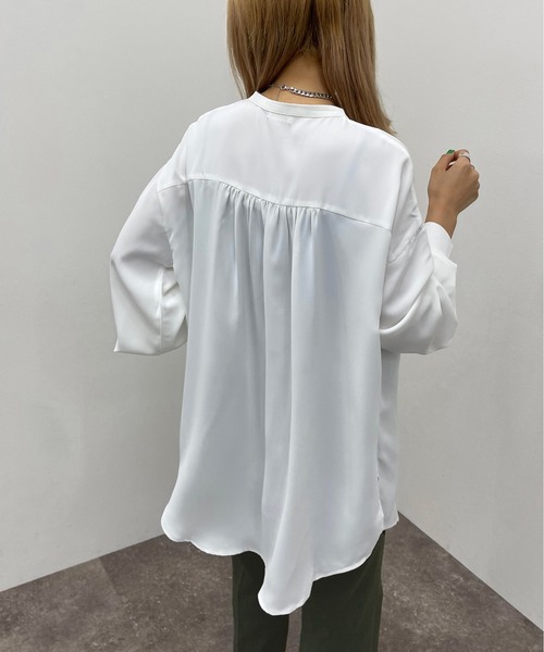 apres jour mignon(アプレジュールミニョン)の「ピンタックドレスシャツ 【ZOZOTOWN限定アイテム】(シャツ/ブラウス・レディース・ブラック/オフホワイト/アイボリー・X-LARGE/フリー)」の7枚目の写真