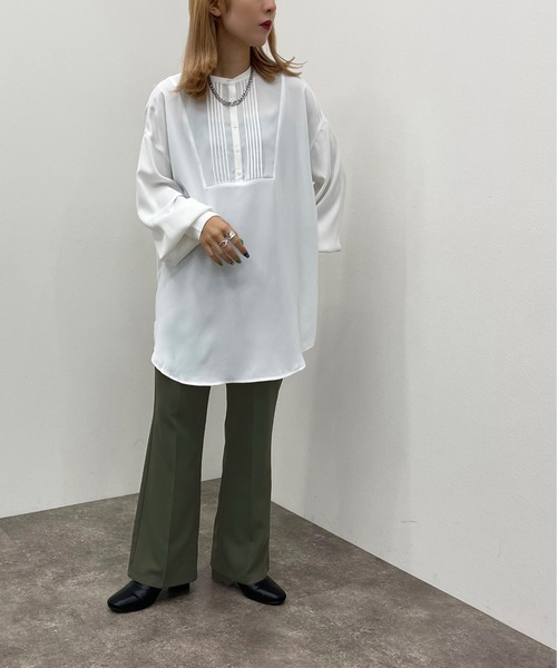 apres jour mignon(アプレジュールミニョン)の「ピンタックドレスシャツ 【ZOZOTOWN限定アイテム】(シャツ/ブラウス・レディース・ブラック/オフホワイト/アイボリー・X-LARGE/フリー)」の8枚目の写真