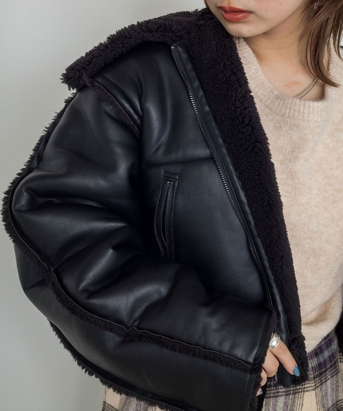 w closet（ダブルクローゼット）の「【リバーシブル】フェイクレザー