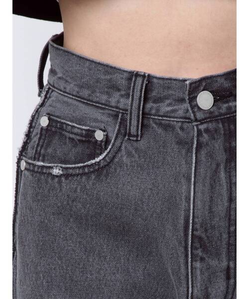 EMODA（エモダ）の「アウトラインルーズジャストウエストジーンズ（デニムパンツ・レディース・ブラック/グレー・SMALL/MEDIUM）」の13枚目の写真