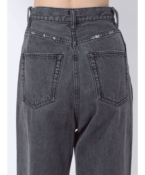 EMODA（エモダ）の「アウトラインルーズジャストウエストジーンズ（デニムパンツ・レディース・ブラック/グレー・SMALL/MEDIUM）」の21枚目の写真