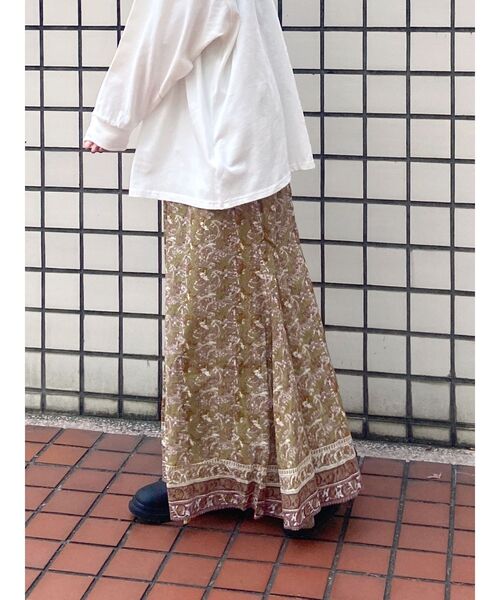 美品▲Ungridアングリッド//エスニックプリントラメスカート▲ロングスカート 美品△Ungridアングリッド//エスニックプリントラメスカート