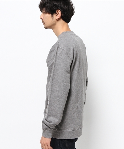 XLARGE（エクストララージ）の「SHORTY CREW NECK SWEAT（スウェット・メンズ・ブラック/アッシュ・X-LARGE/MEDIUM/LARGE/SMALL）」の4枚目の写真